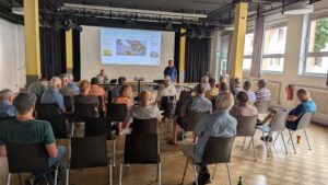 Mehr über den Artikel erfahren Wenn Strompreise schwanken: DiTEnS beim Energietreff in Botnang